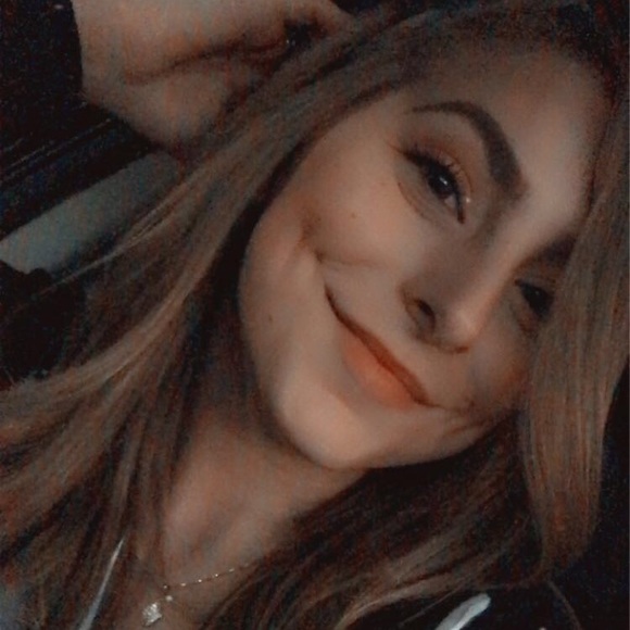 Meet your Posher, Alexa - Picture 1 of 1